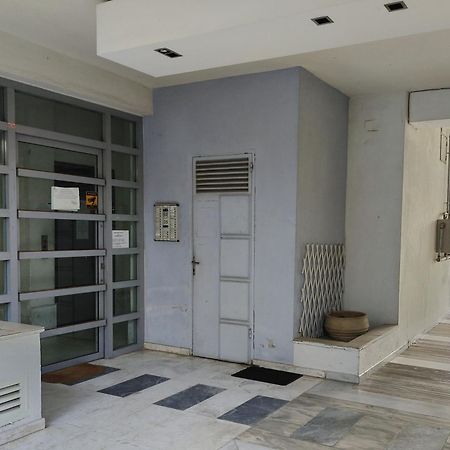 Homely Flat Near Airport Salonicco Esterno foto