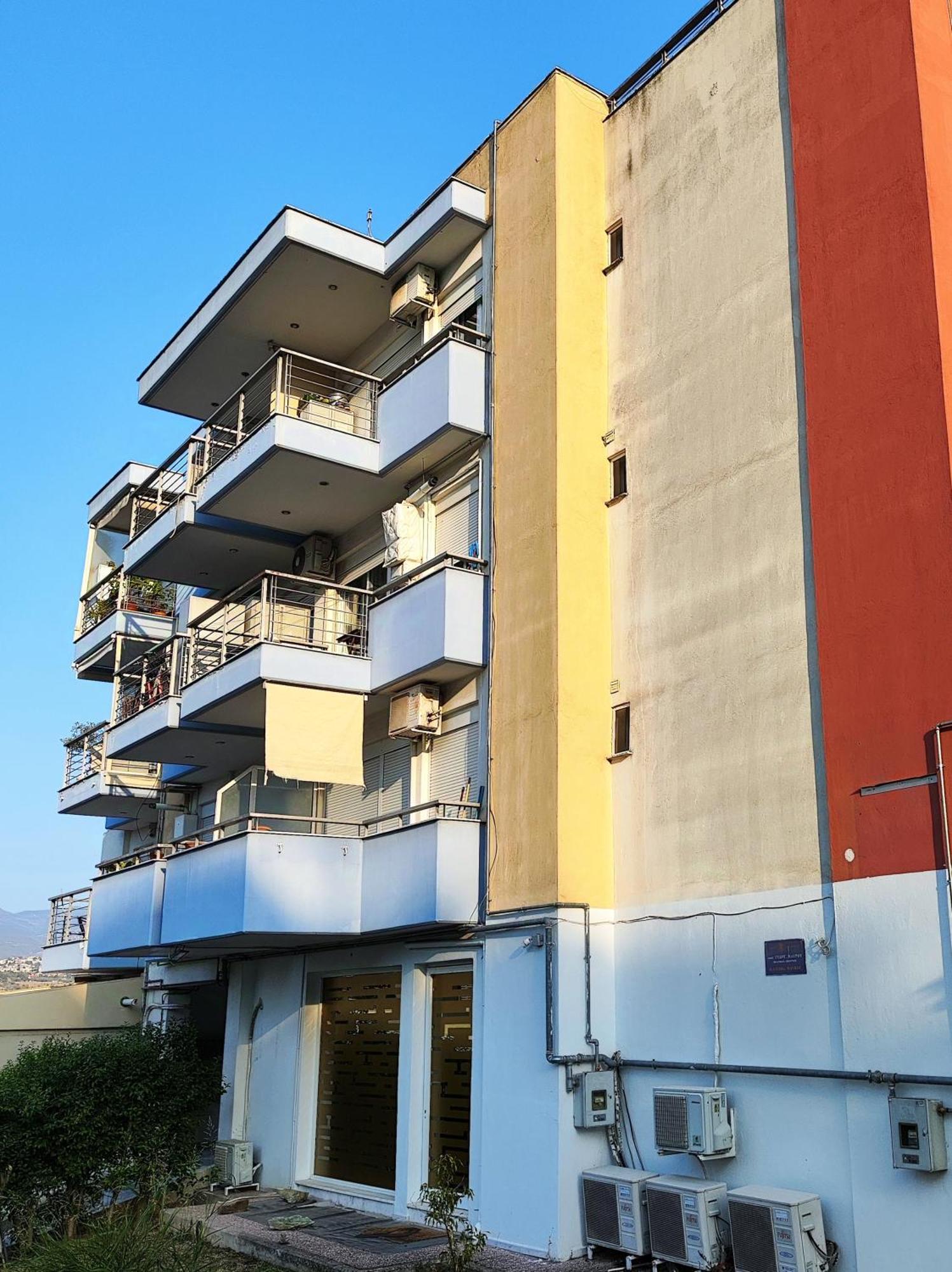 Homely Flat Near Airport Salonicco Esterno foto