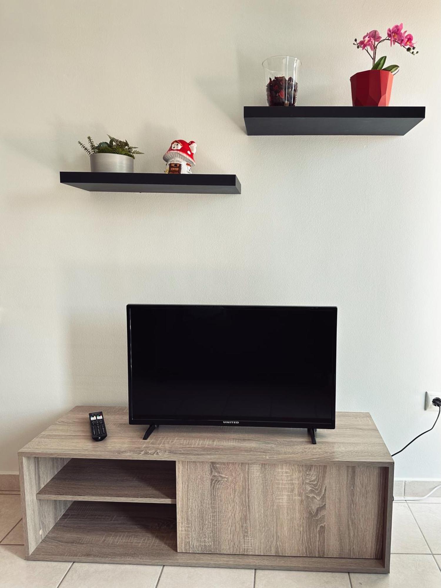 Homely Flat Near Airport Salonicco Esterno foto
